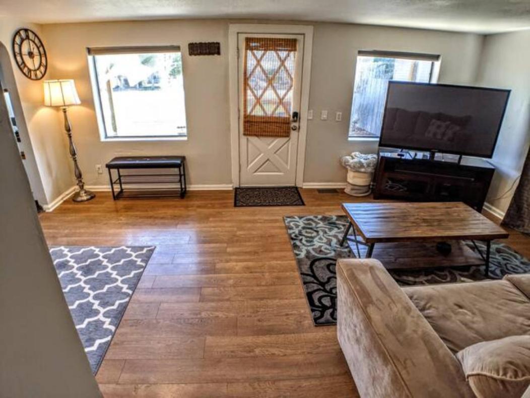 Little Blue Bungalow On Boise'S Bench, Pet Friendly, Fully Fenced Yard With Doggie Door! 2 Miles From Bsu, 5 Minutes From Downtown Boise, Desk And Workstation For Remote Workers, 2 Tv'S Large Walk-In Closet, Good For Mid-Term Stays Esterno foto